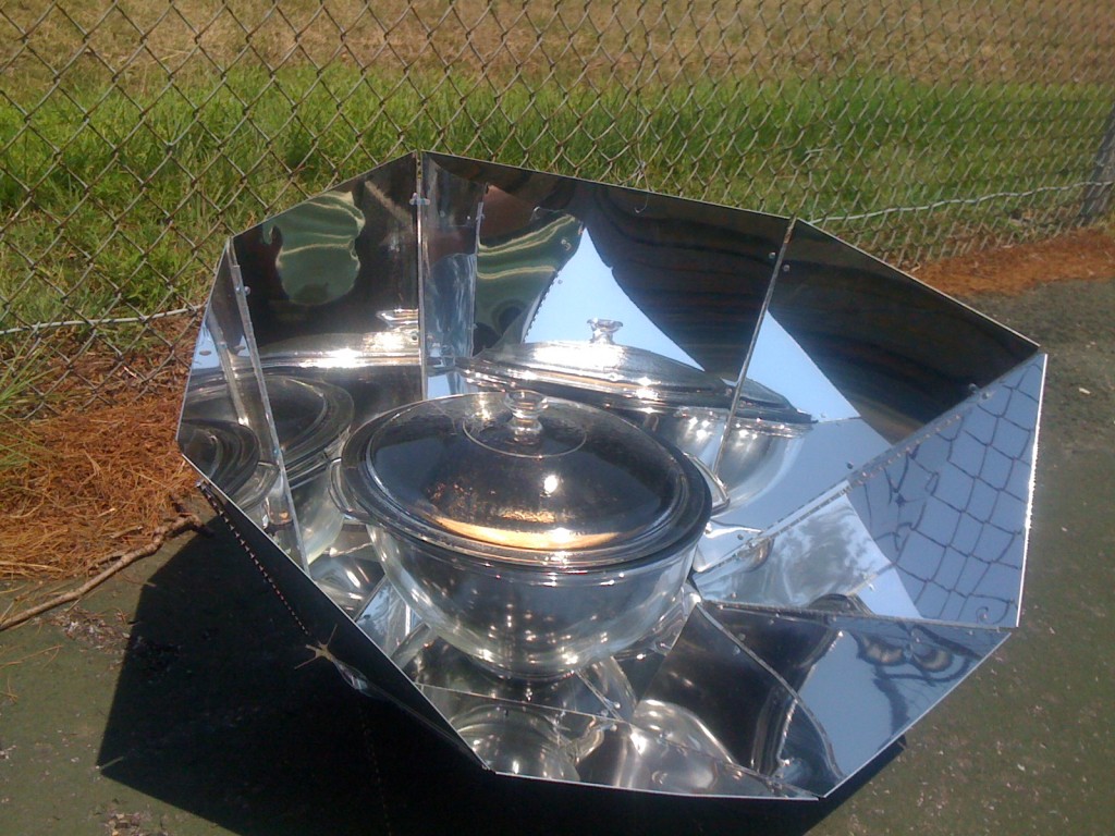 The Seed to Feed summer youth program has been experimenting in the kitchen, including harnessing the power of the sun to cook rice, as in the solar cooker!